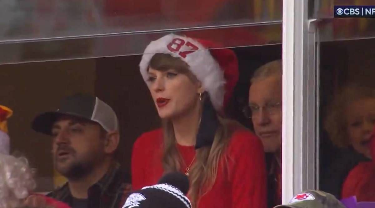 Is Taylor Swift attending Chiefs vs Dolphins game today?