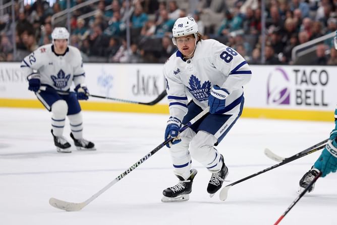 "It hamstrings the team moving forward" - NHL analyst scrutinizes William Nylander's monster $92,000,000 contract extension with Maple Leafs
