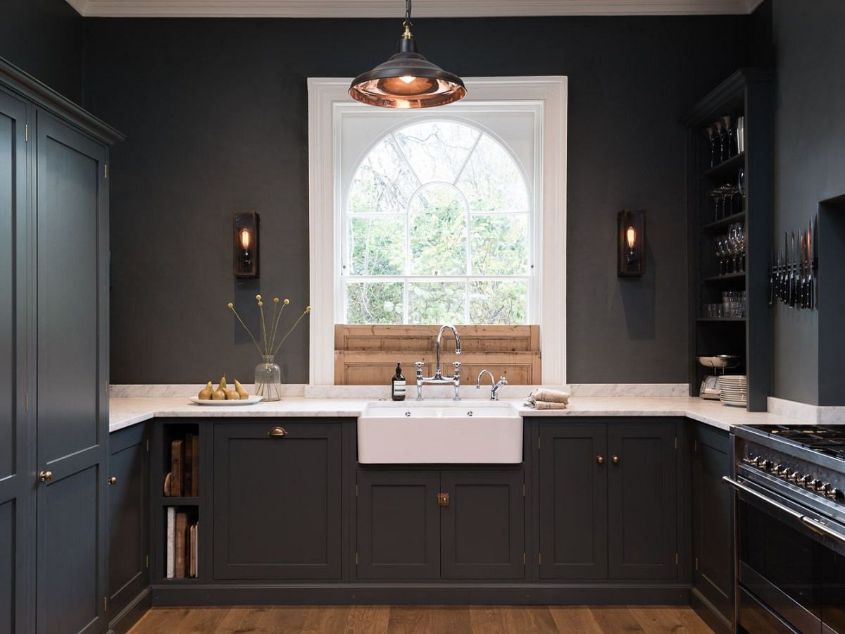 Rich gray shades for kitchen walls (Image via thespruce.com)