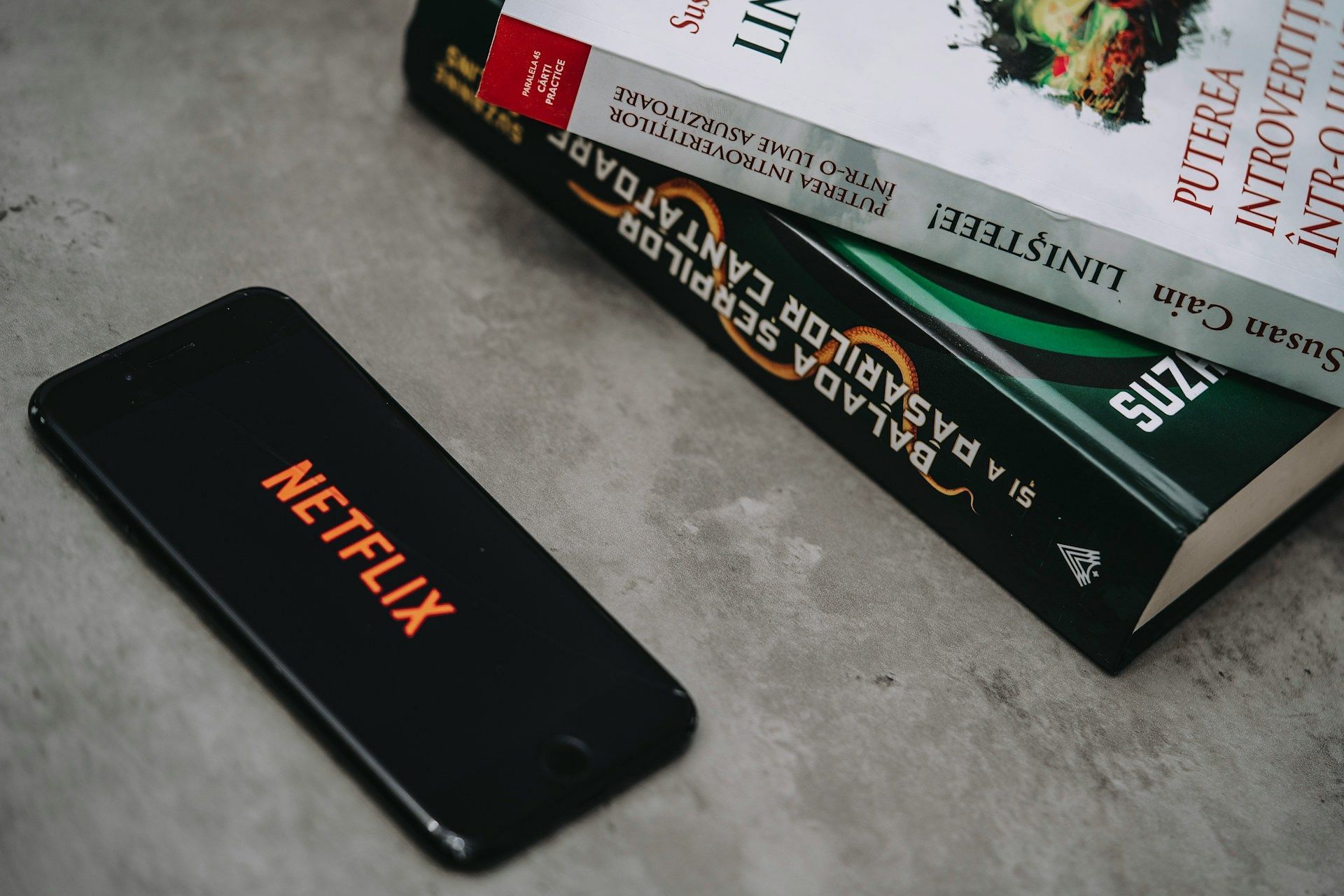 Netflix is expected to rake in more viewers in the first quarter of 2024 (Image via Unsplash/Teslariu Mihai)