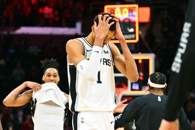 NBA Twitter reveals last Spurs ROTM was in 2004, despite Victor Wembanyama's presence