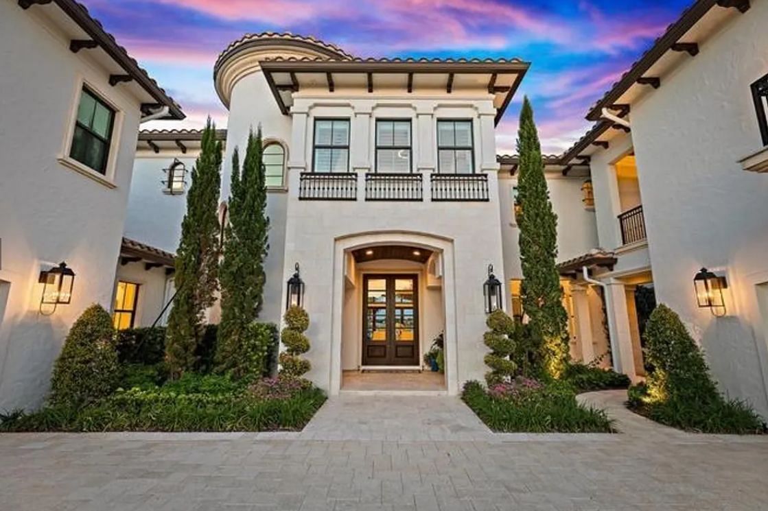 Holliday&#039;s former $8,500,000 Florida mansion (image credit: TMZ)
