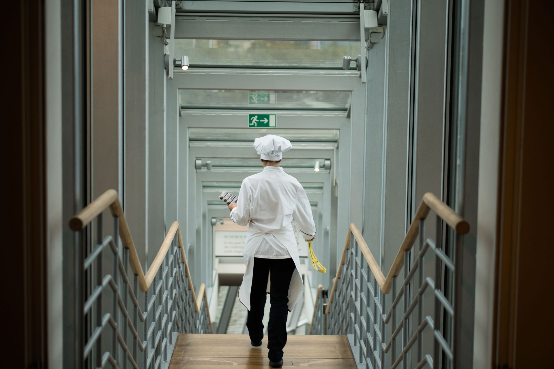 Indoor walking (Image via Unsplash/Conor Samuel)