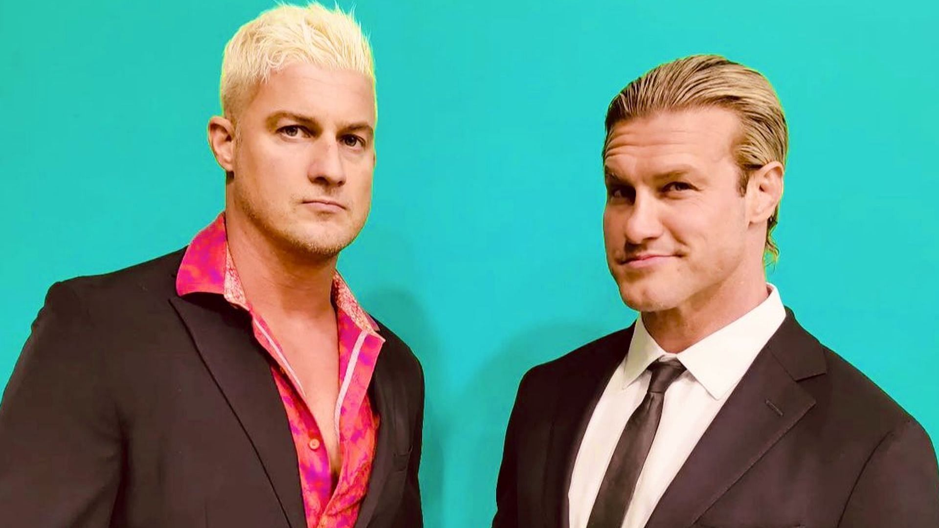 Dolph Ziggler with his brother at recent NJPW event
