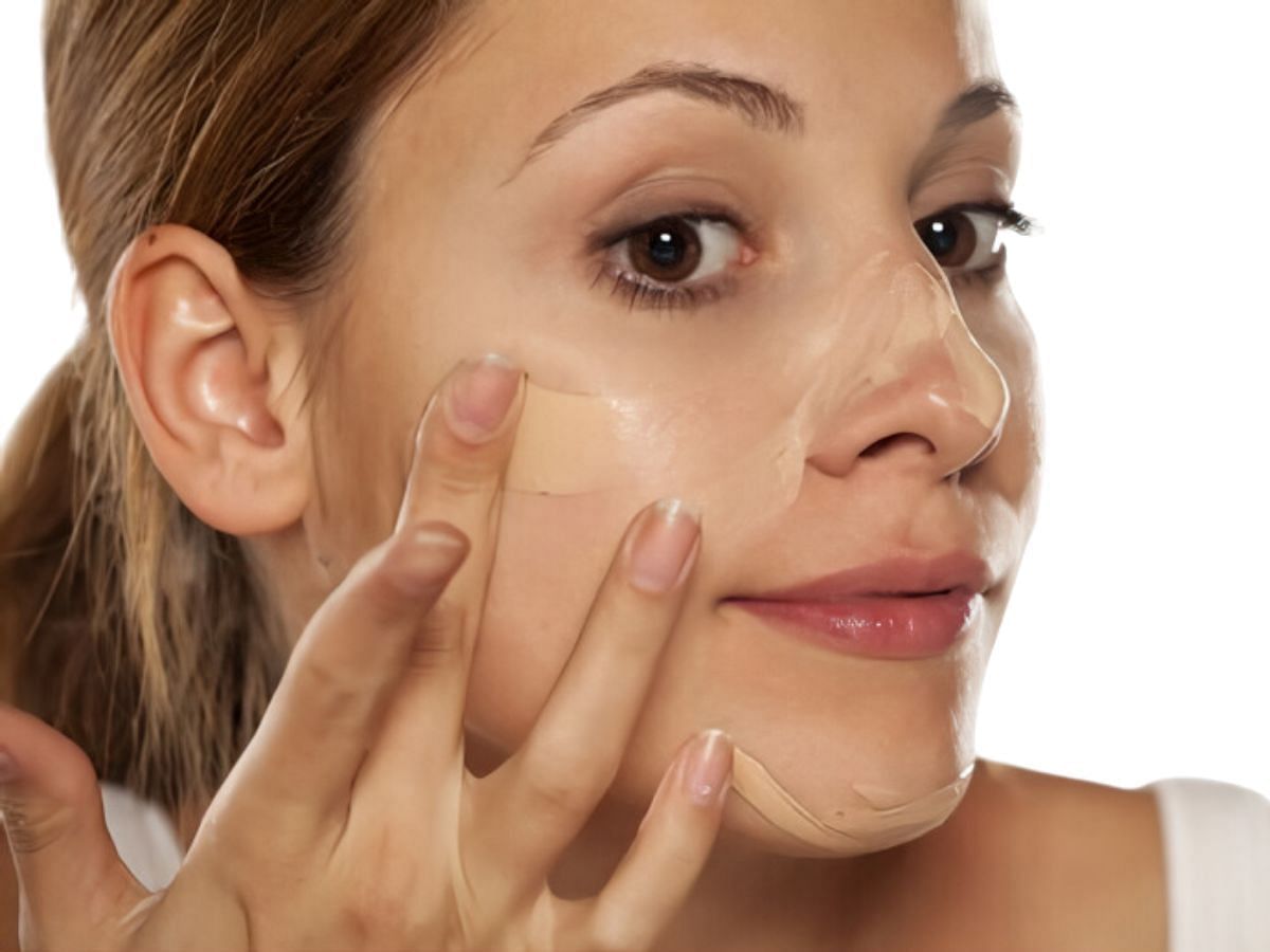 Water-based primers have hydrating properties (image via Freepik)