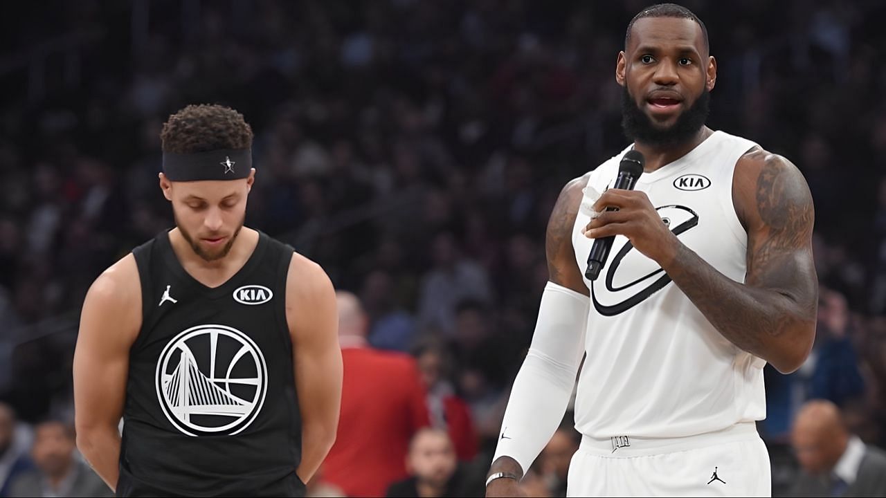 Stephen Curry (L) and LeBron James (R) during All-Star game