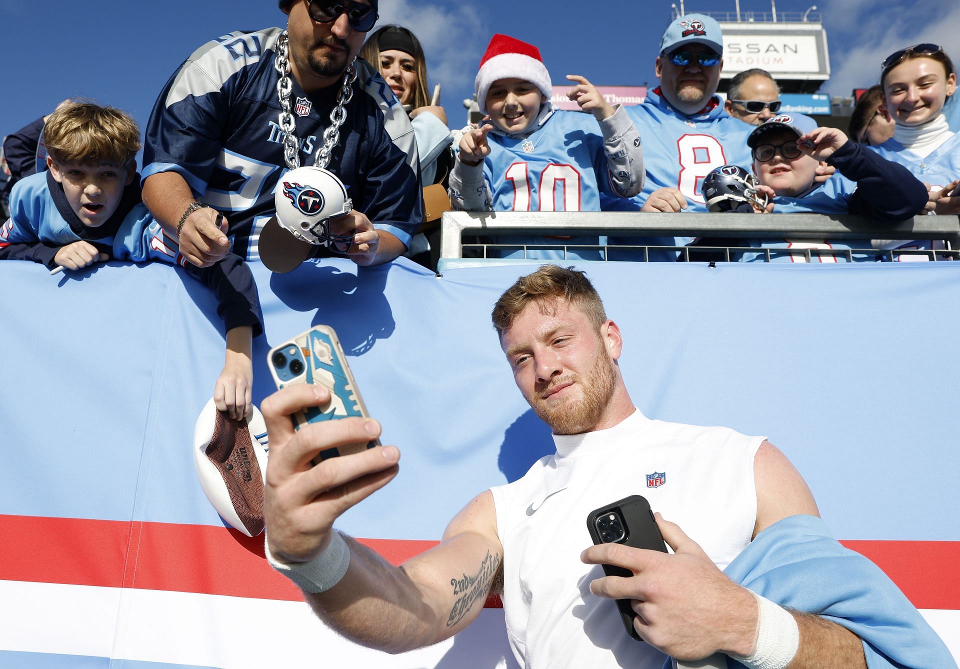 Houston Texans v Tennessee Titans