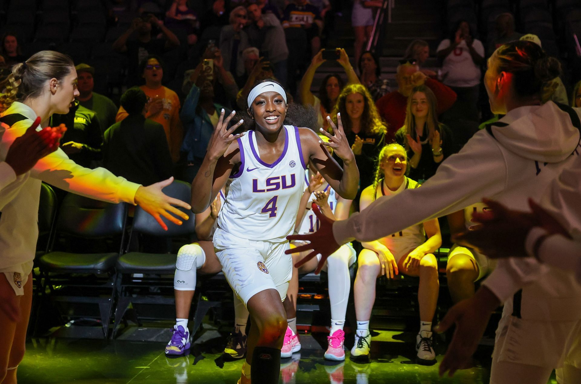 LSU basketball and NIL standout Flau&#039;jae Johnso