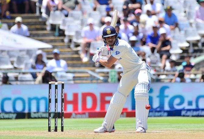 "You need to have a good defence" - Sanjay Manjrekar's suggestion to Shubman Gill for IND vs ENG Test series