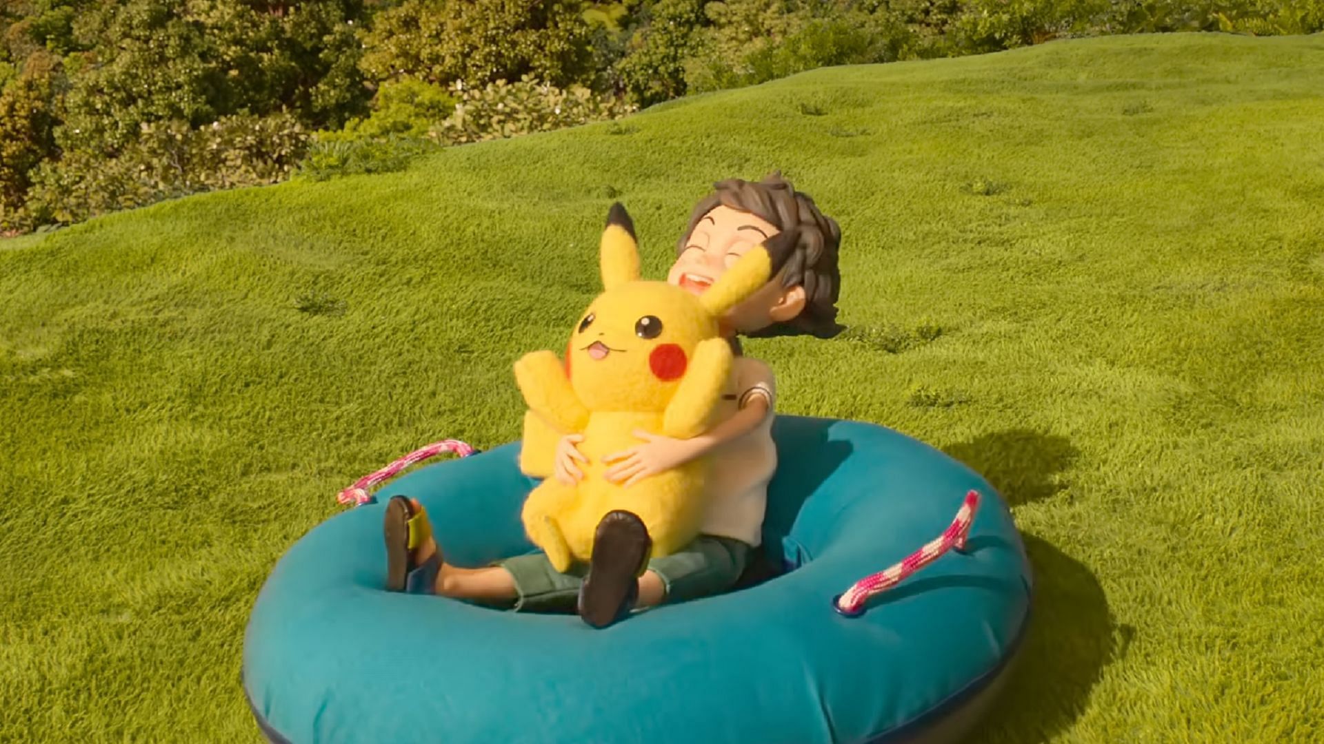 Nao and Pikachu enjoy their float ride in Pokemon Concierge Episode 4 (Image via The Pokemon Company/Netflix)