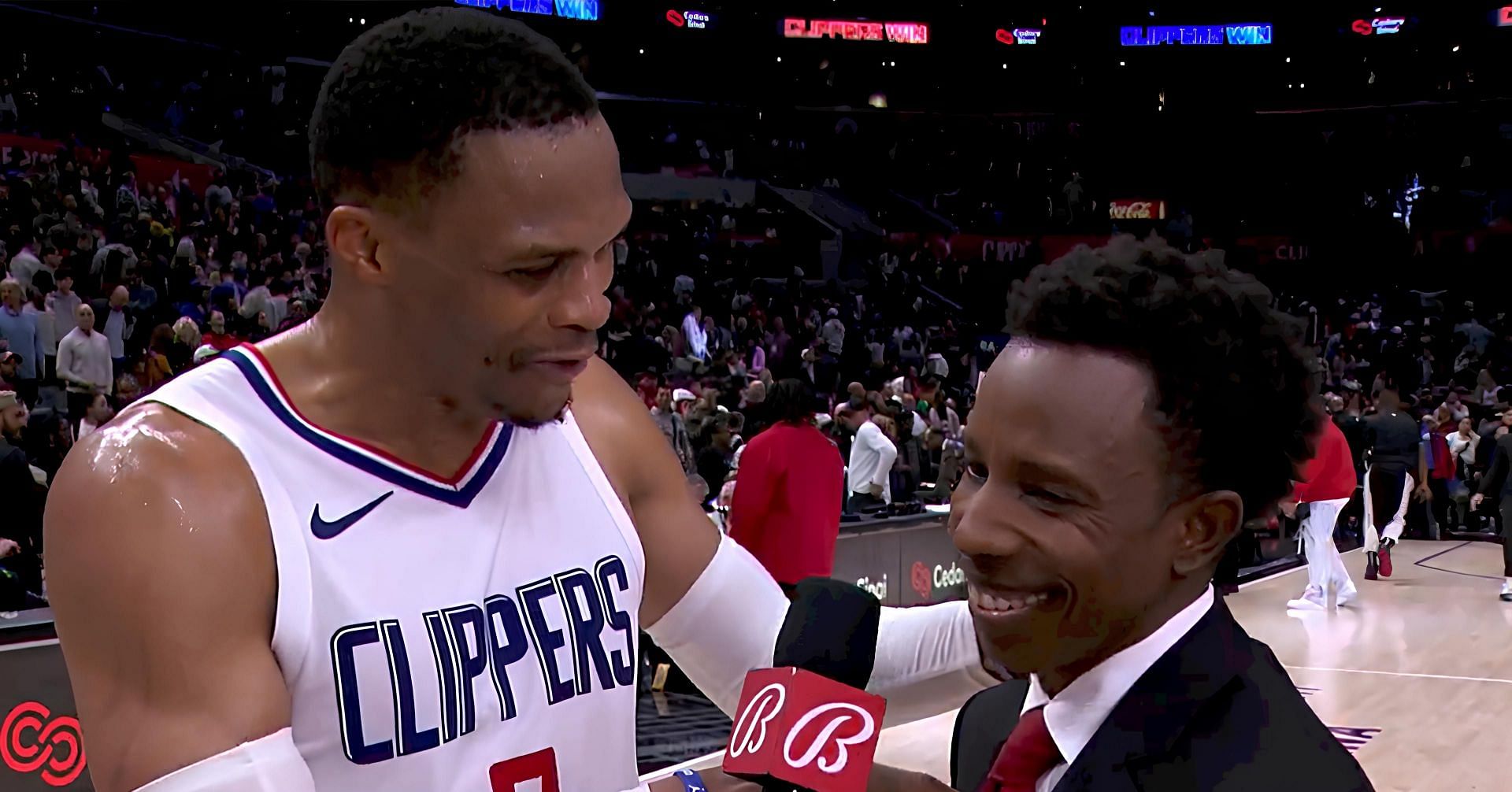 Russell Westbrook congratulates reporter for getting promotion in front of Crypto.com Arena
