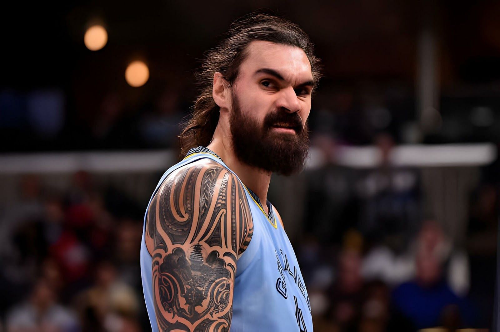 How much does Steven Adams bench?