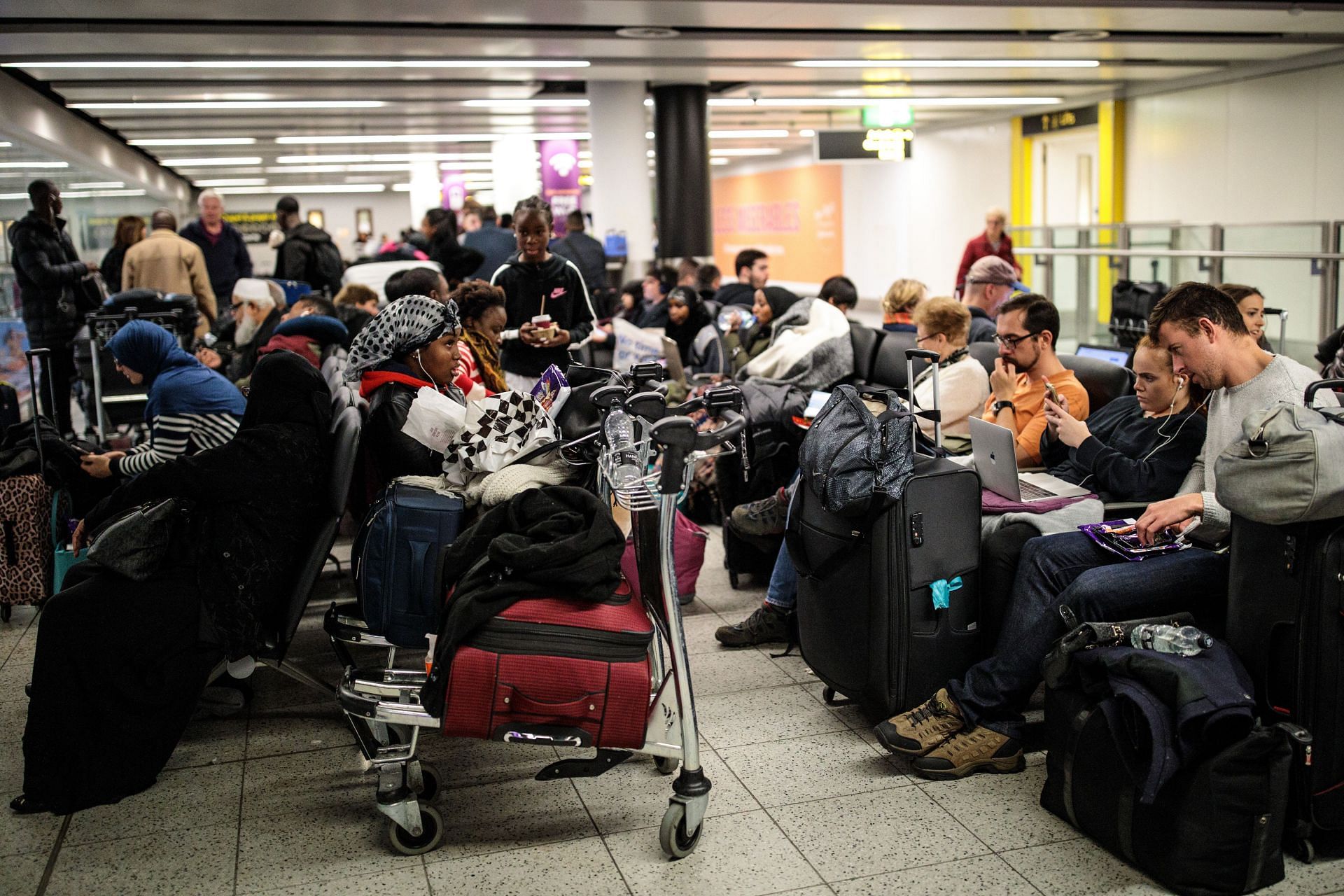 Flights Resume From Gatwick Airport After Drone Activity Halted Christmas Getaway