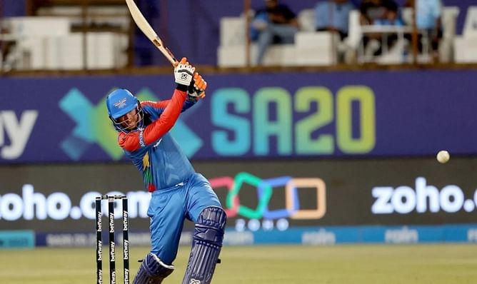 SA20 : हेनरिक क्लासेन ने दिखाया अपना दमखम, 105 मीटर लंबा छक्का जड़कर गेंद को पहुंचा स्टेडियम की छत पर, देखें वीडियो