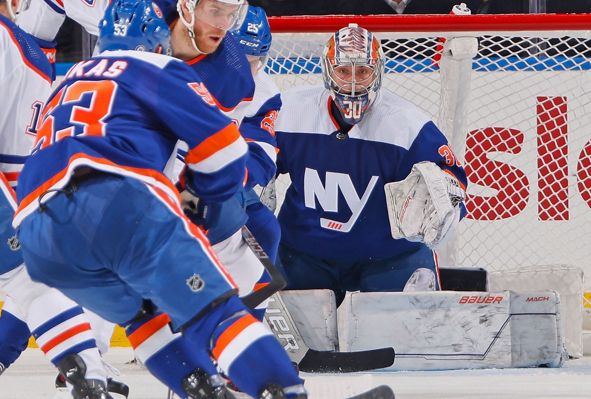 Edmonton Oilers v New York Islanders