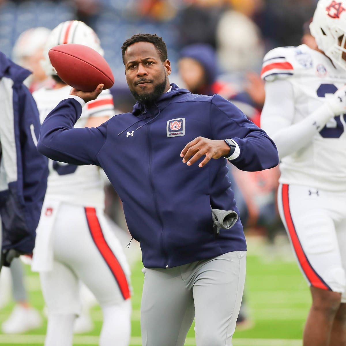 Former Auburn Tigers RBs coach Cadillac Williams