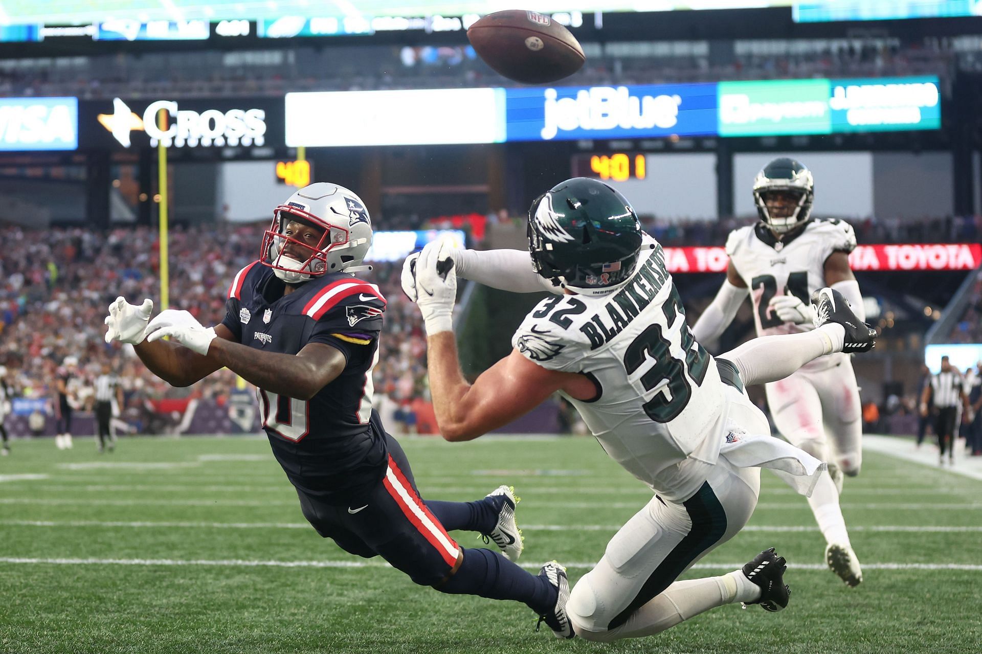 Philadelphia Eagles v New England Patriots