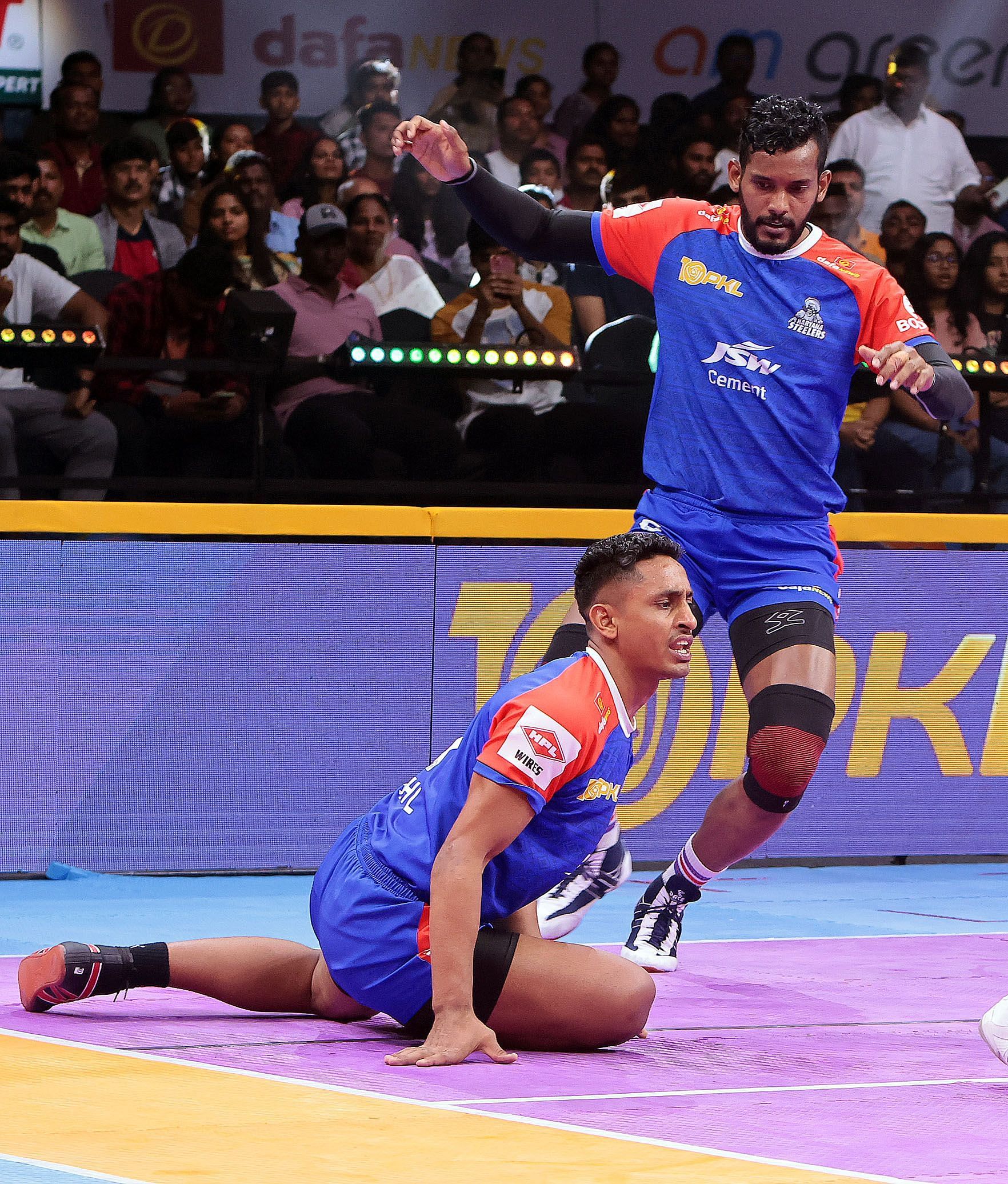 Rahul Sethpal executed three Super tackles against Titans. (Credits: PKL)