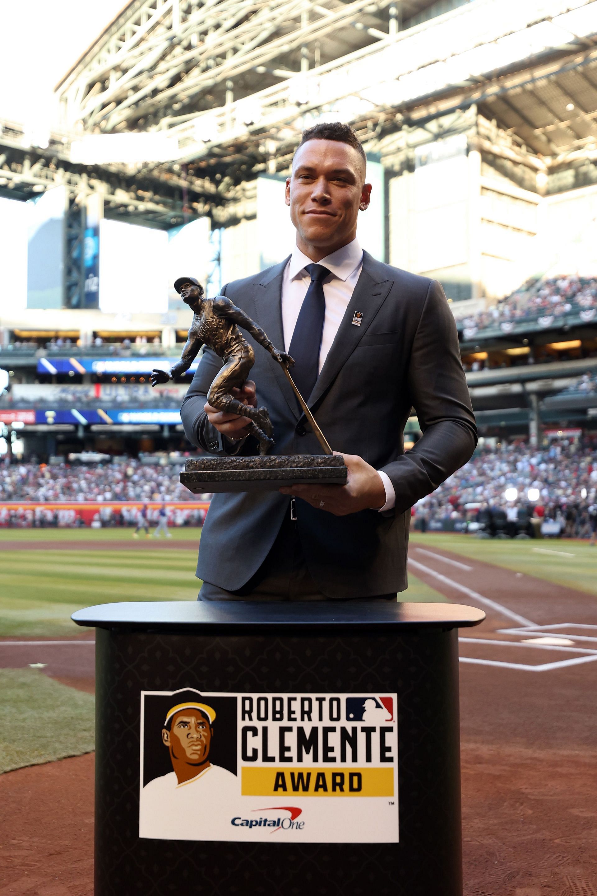 Aaron Judge recently received the Roberto Clemente Award for his contributions to society.
