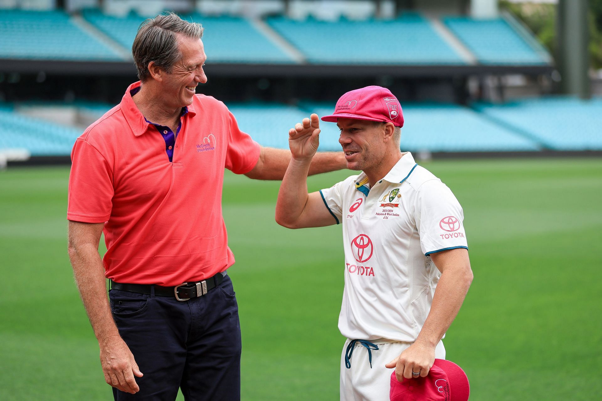 Glenn McGrath and David Warner. (Image Credits: Getty)