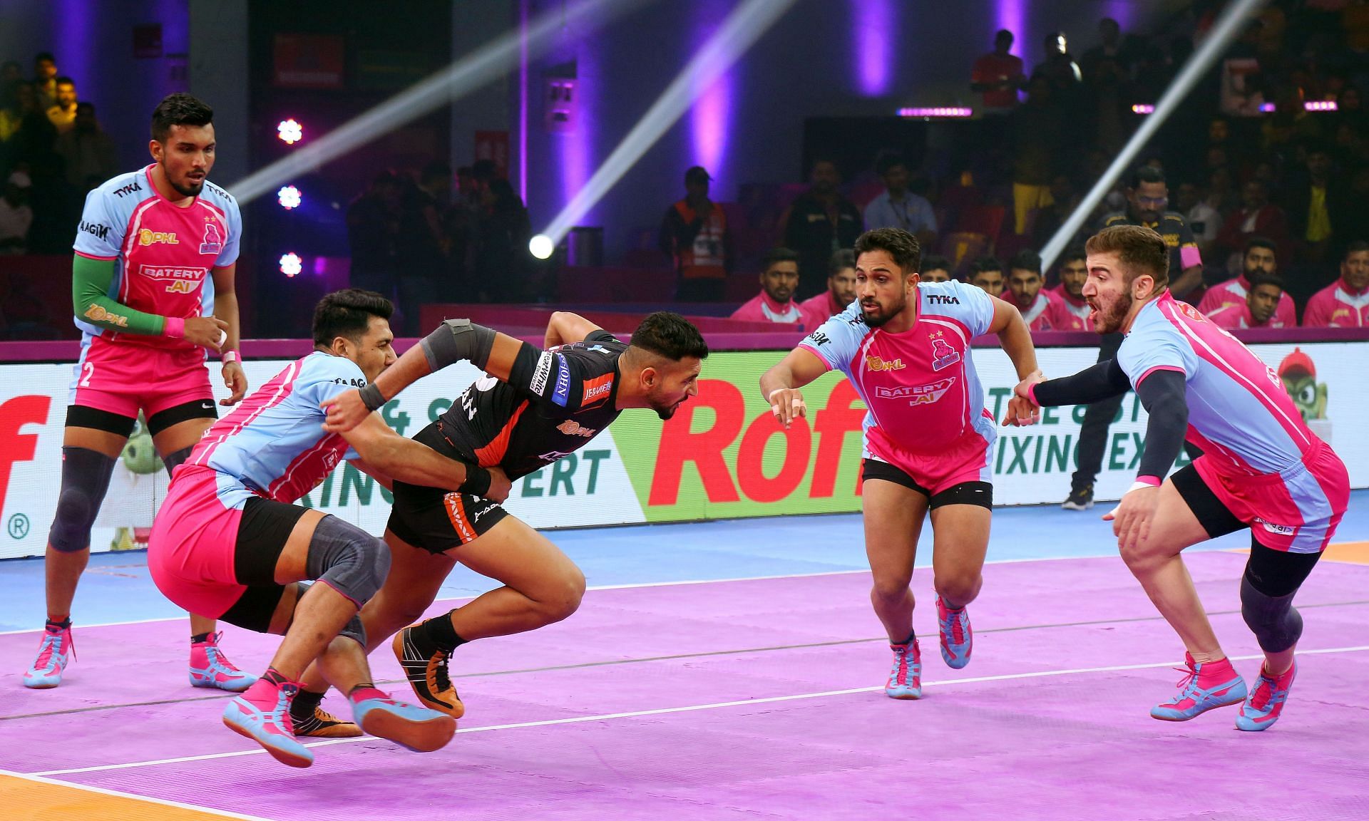 Haryana Steelers face table toppers Jaipur Pink Panthers (Credit: PKL)