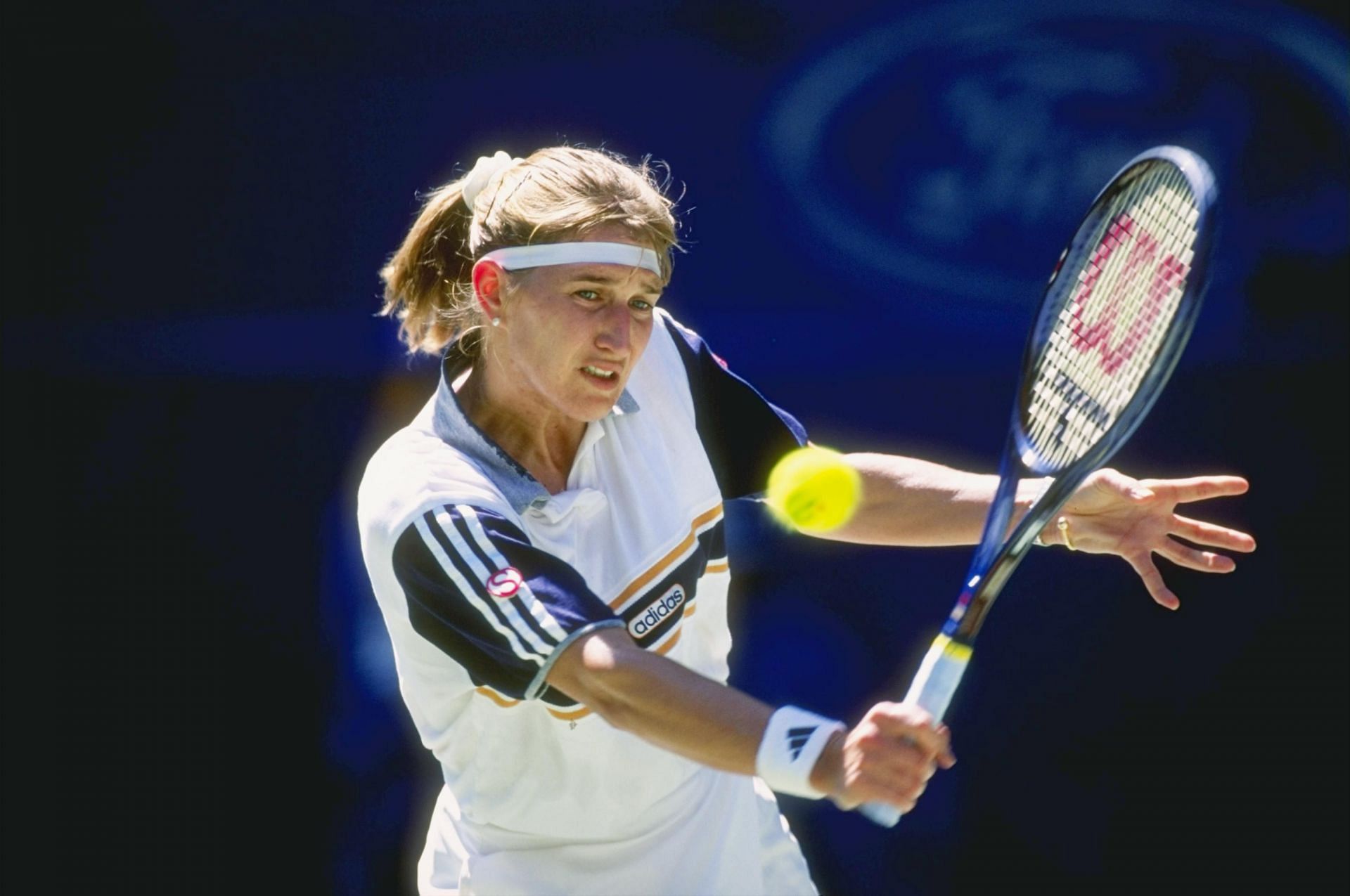 Andre Agassi Kisses Wife Steffi Graf's Winner's Portrait At Australian ...