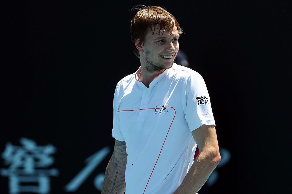 What is Alexander Bublik's nationality?