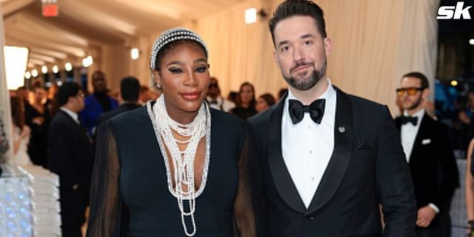 Serena Williams' husband Alexis Ohanian shows off his 1986/87 Fleer #57 Michael Jordan rookie card