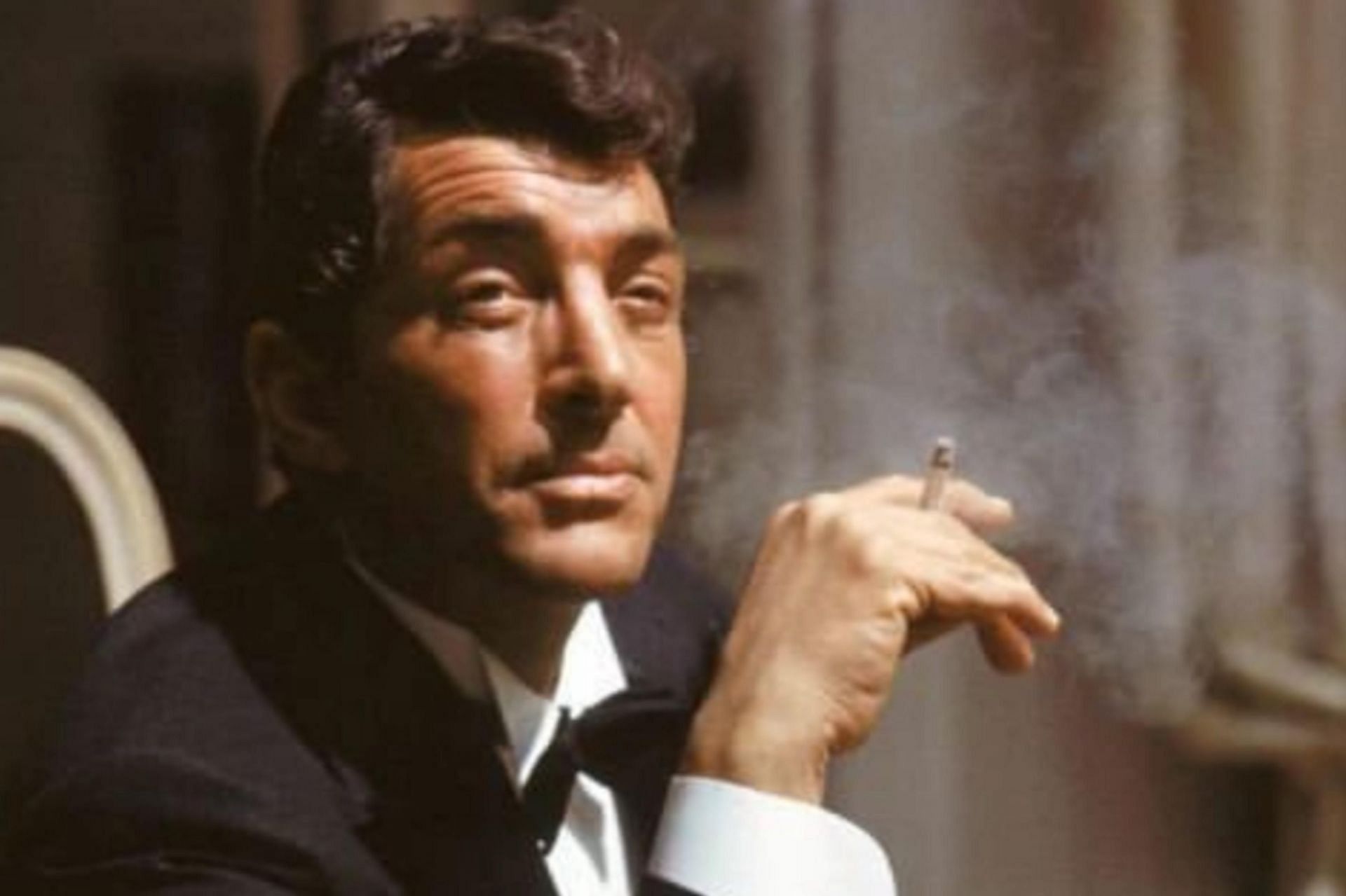 Dean Martin died due to smoking cigarettes (Image via Instagram/@noireclassique)