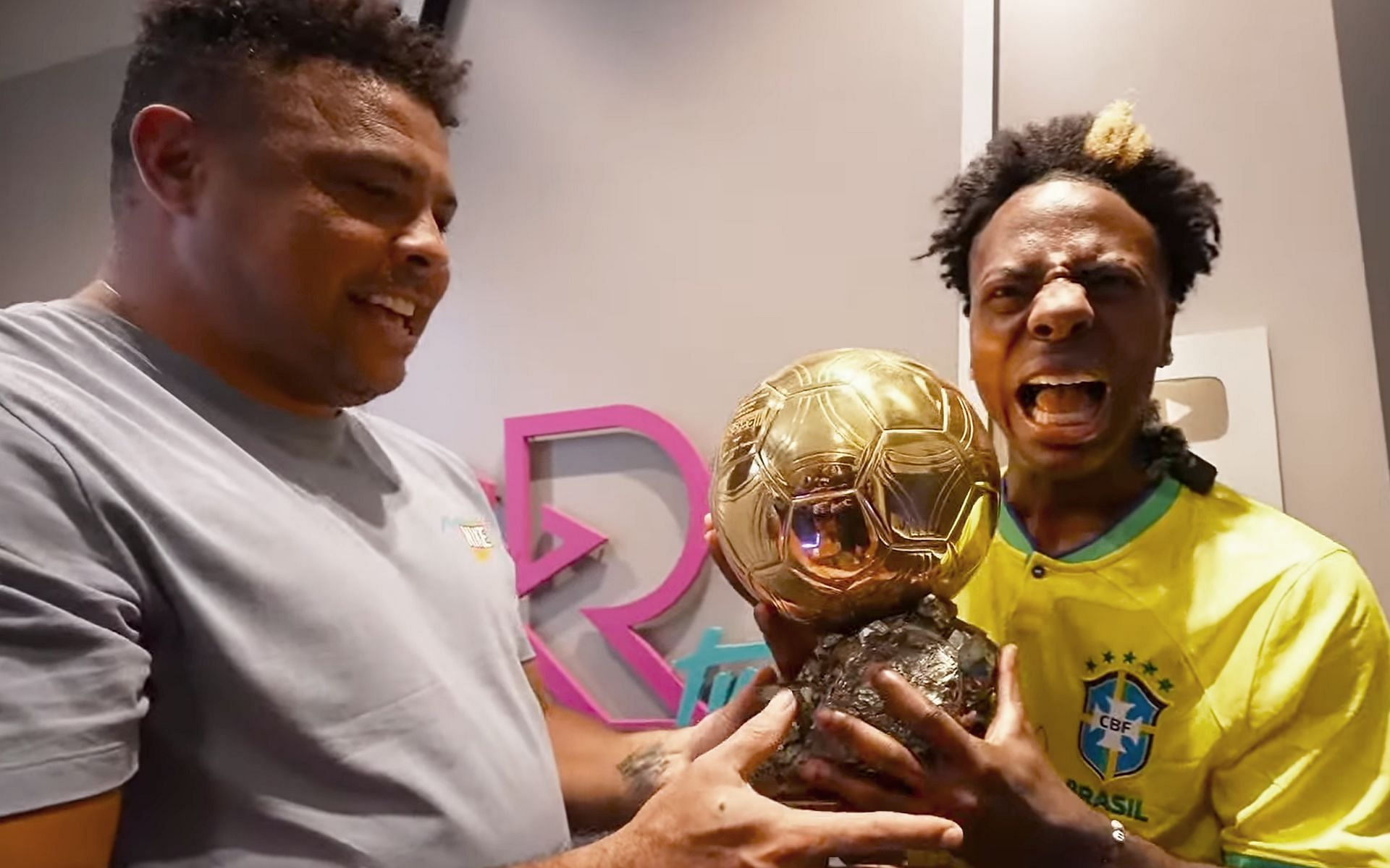 IShowSpeed gets emotional after Ronaldo Naz&aacute;rio hands him his Ballon d