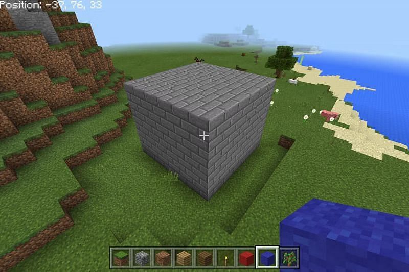 Replacing blocks in Minecraft: Bedrock Edition