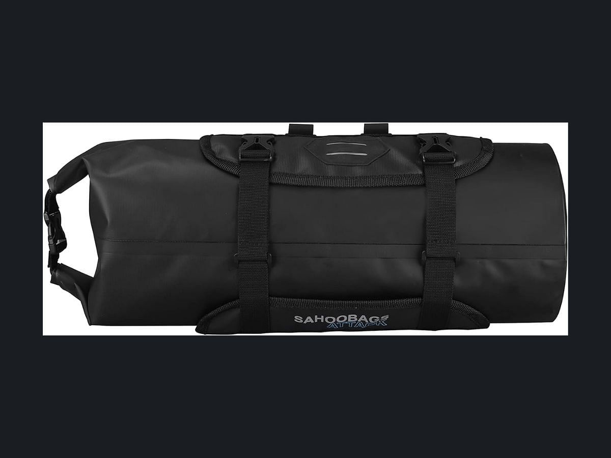 Roswheel Underseat Handlebar Bag (Image via Amazon)