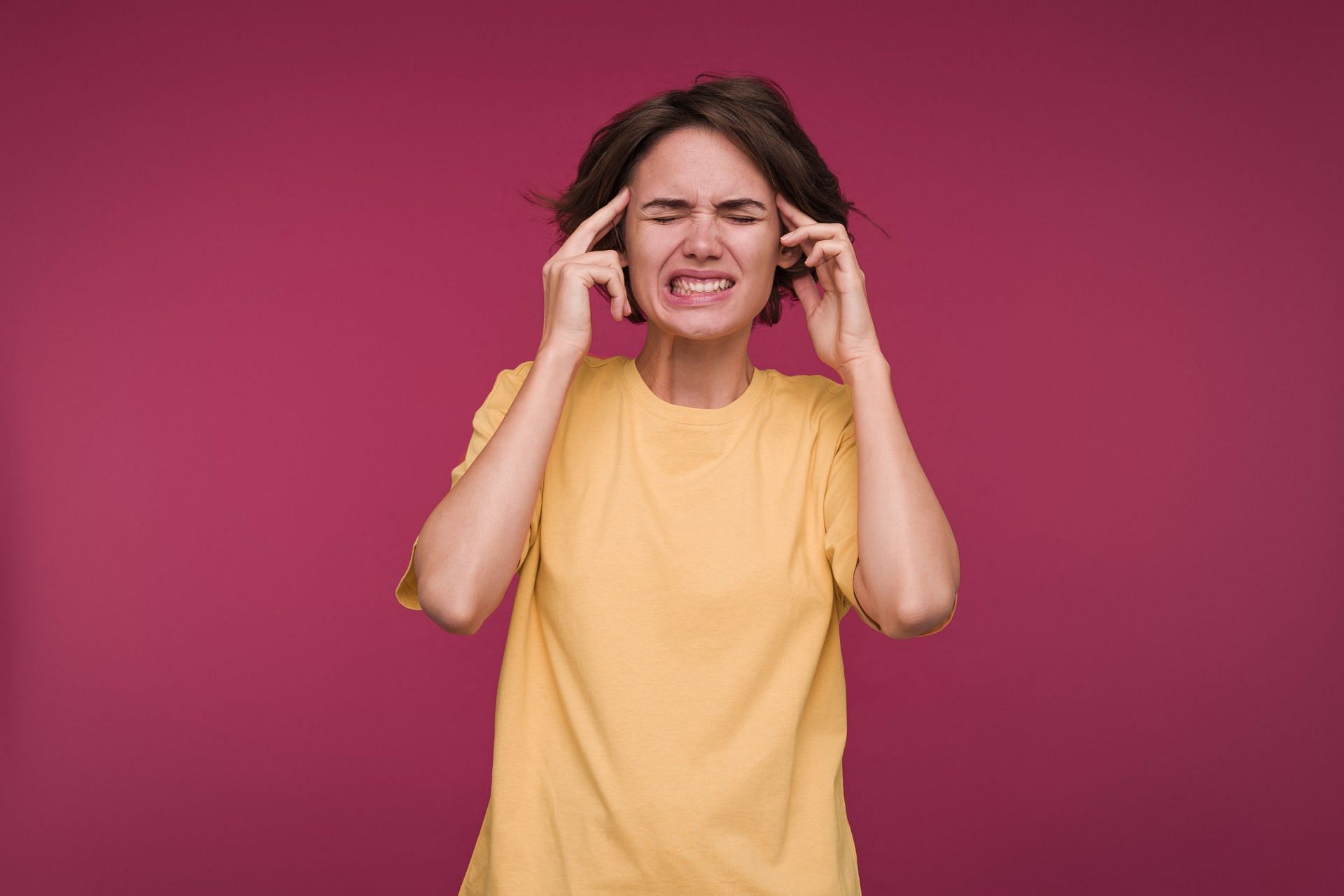 Sensory overload can overwhelm anyone too easily. (Image via Freepik/ Freepik)