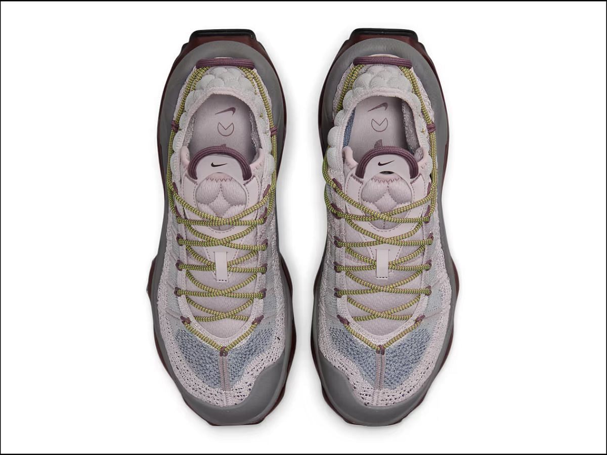 Nike Air Max Flyknit Venture &ldquo;Platinum Violet&rdquo; sneakers (Image via YouTube/@Ragno Updates)