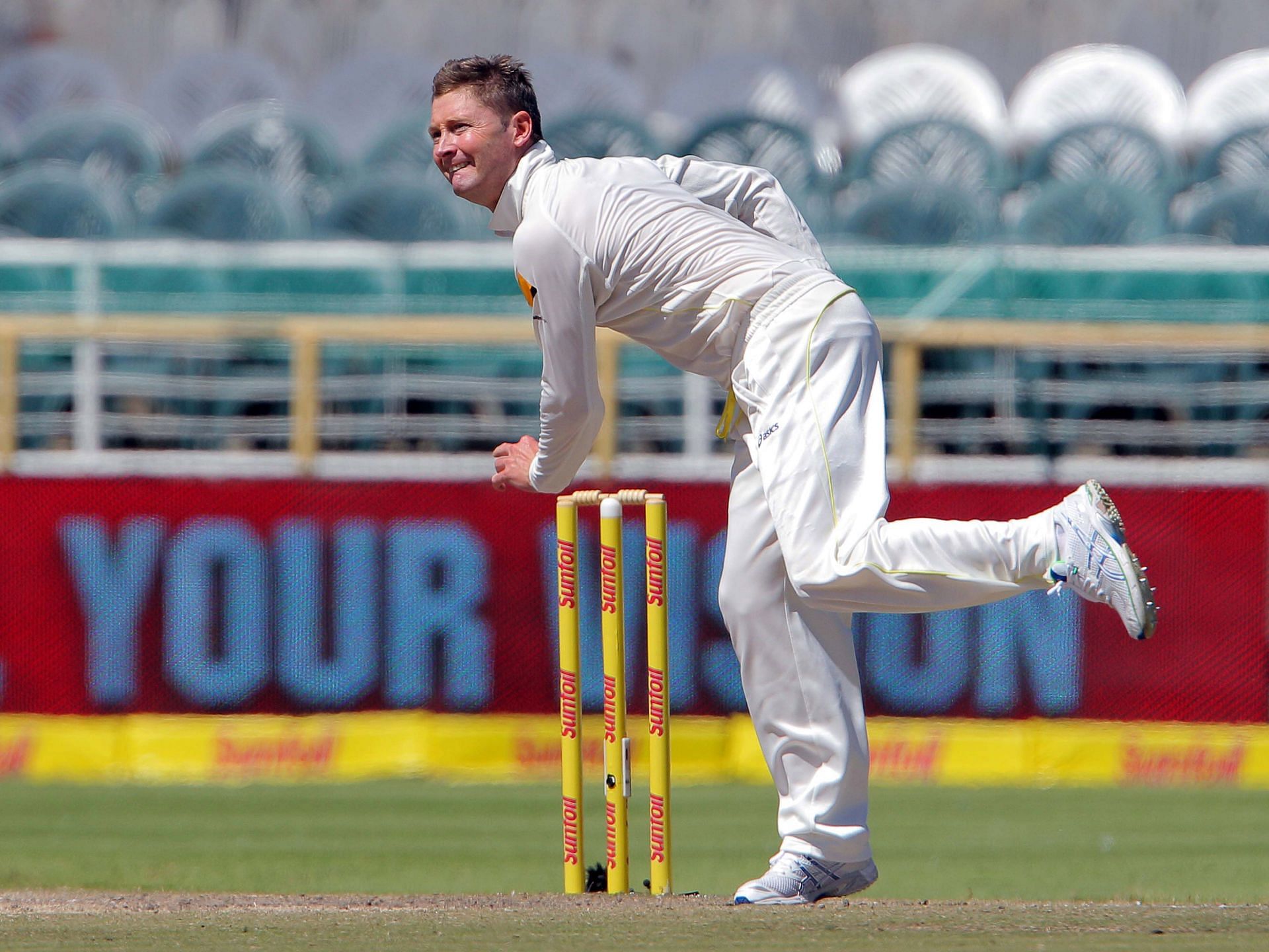 Even Michael Clarke had to roll his arm over to try and dislodge a defiant Proteas tail.