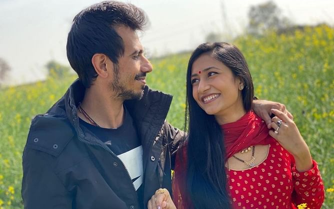अपनी पत्नी धनश्री वर्मा के साथ गांव के खेतों में सैर करते नजर आए युजवेंद्र चहल, साझा की खूबसूरत तस्वीरें
