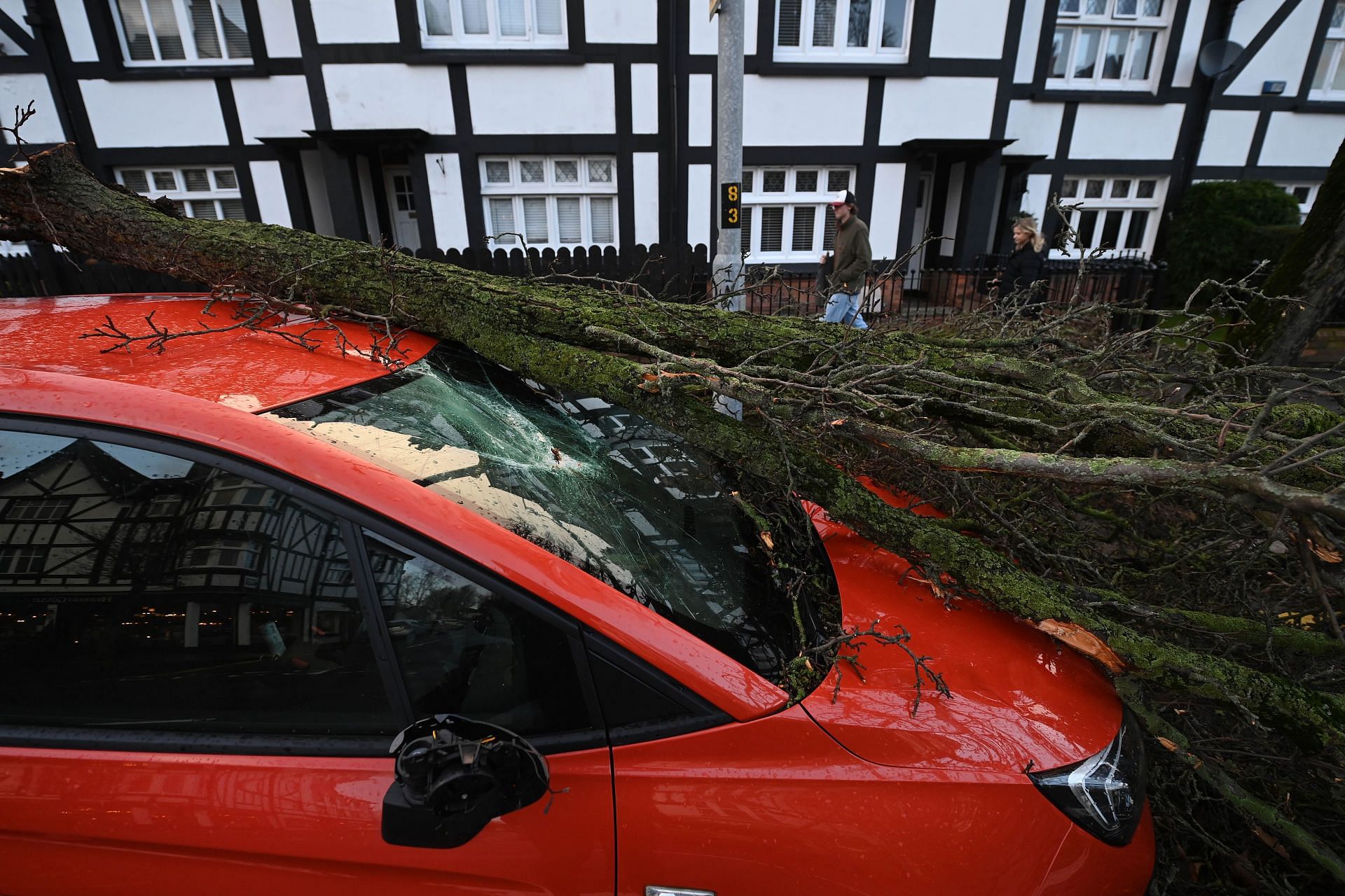 Storm Isha brought in a mass of destruction in the UK (Image via Getty Images)