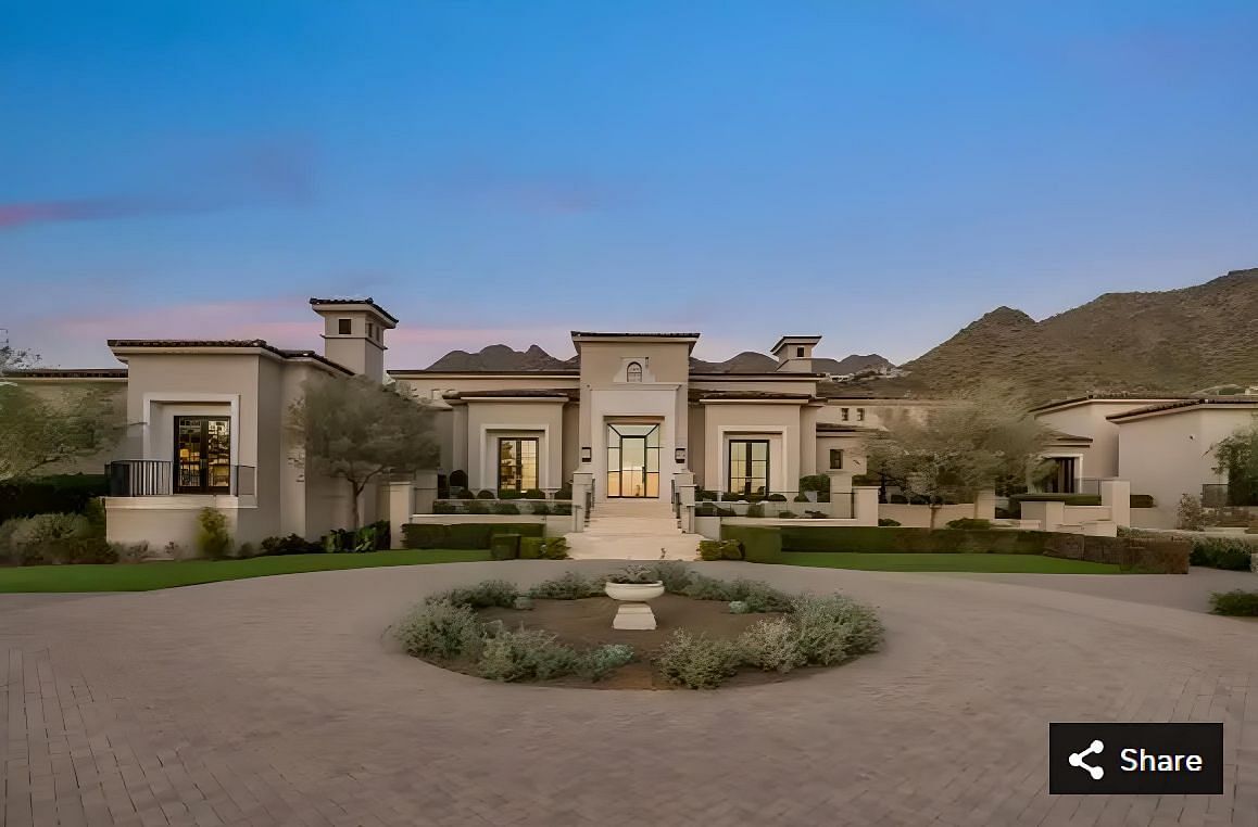 Walling&#039;s $12,700,000 opulent Scottsdale mansion (image credit: azcentral)
