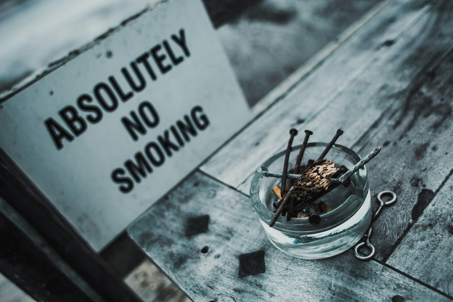 Quitting smoking is hard, but not impossible(Image by Steven Pahel/Unsplash)