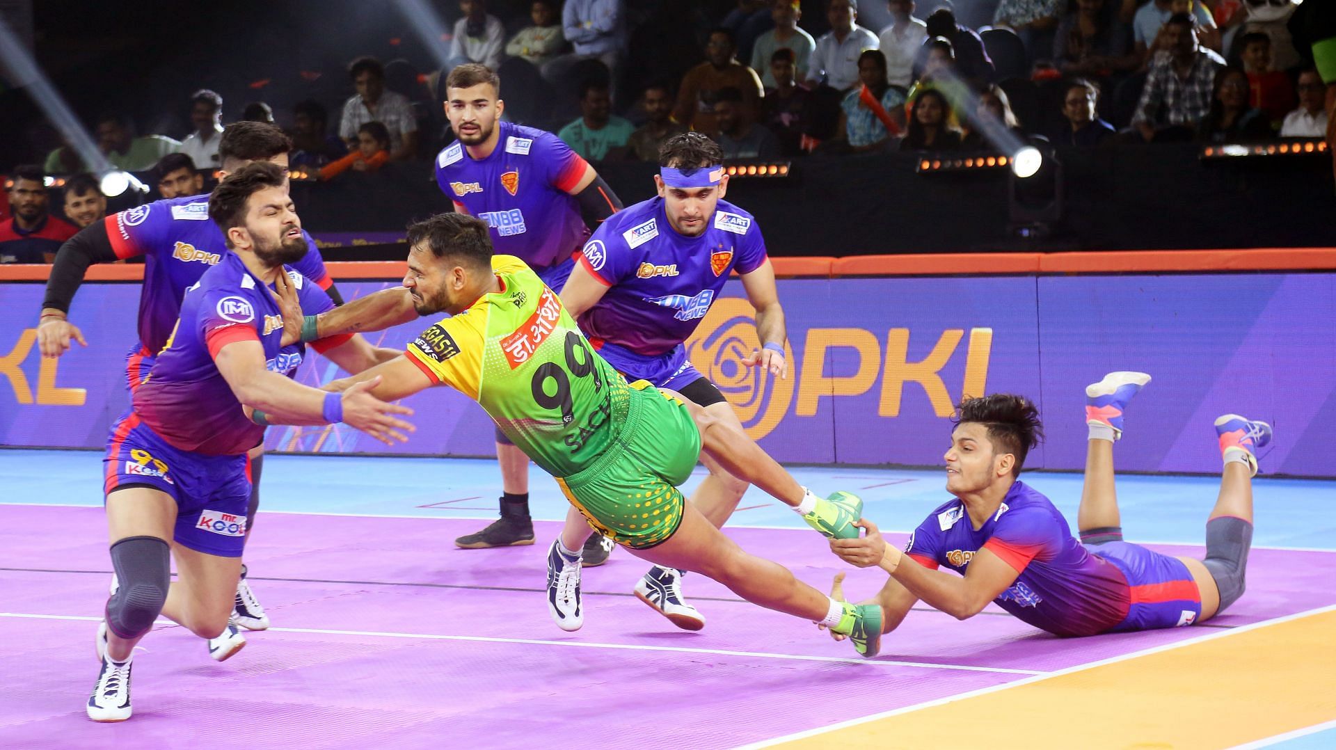 Former champions U Mumba and Dabang Delhi set to face off (Credit: PKL)