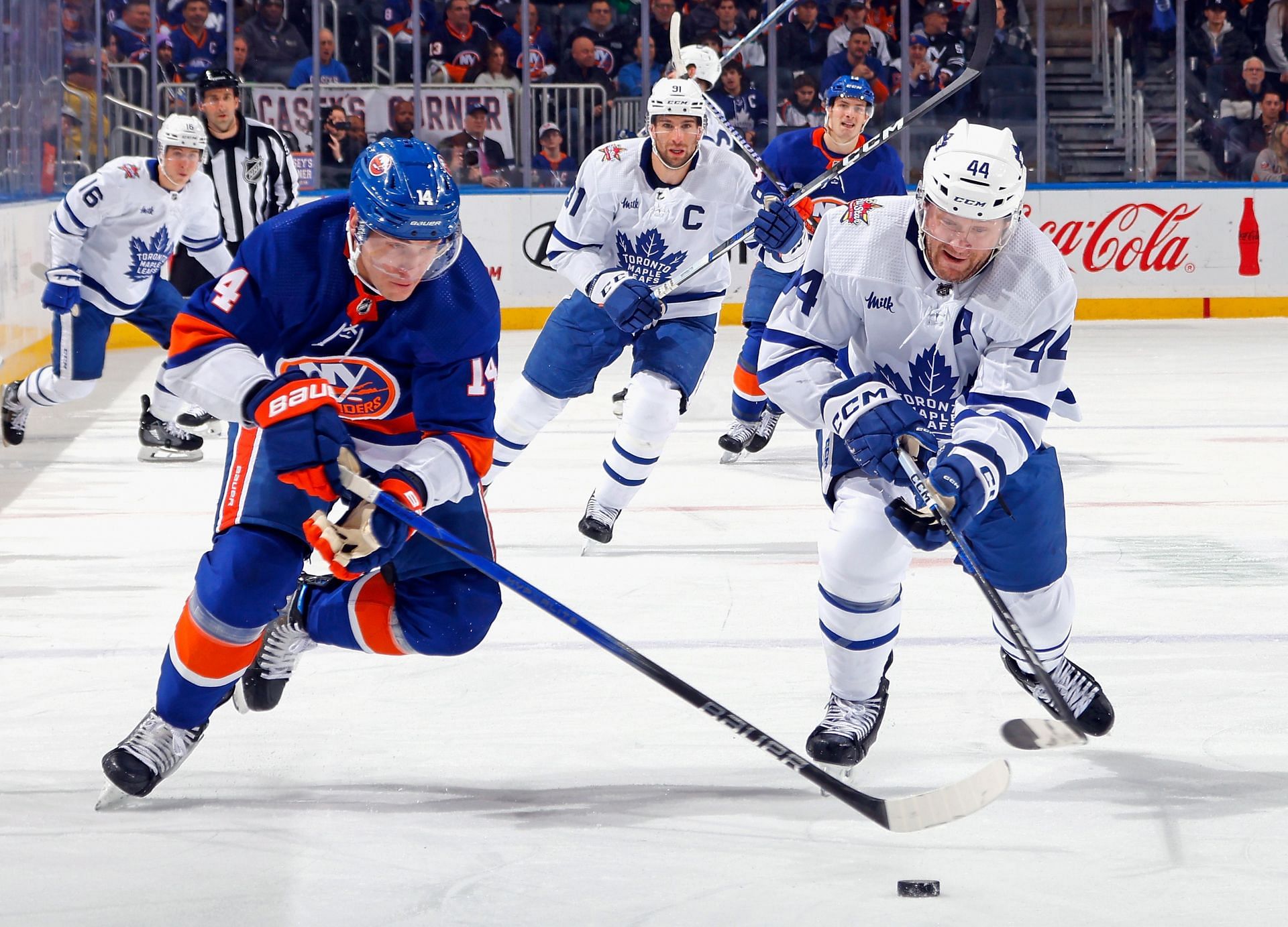 Toronto Maple Leafs vs New York Islanders Live streaming options