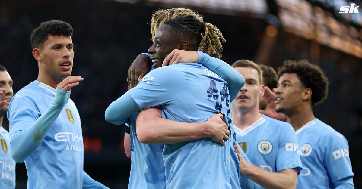 Manchester City defeated Huddersfield 5-0
