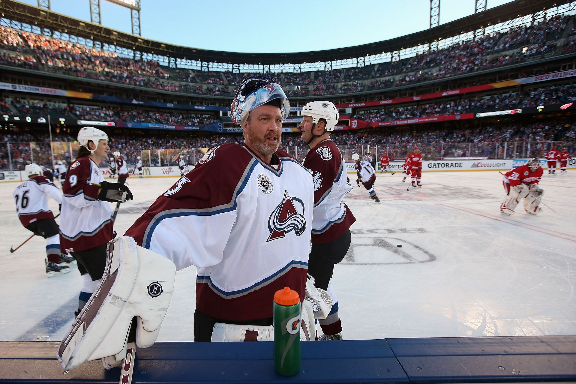 2016 Coors Light Stadium Series - Alumni Game