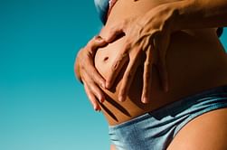 Lifting weights during pregnancy: Is it safe?