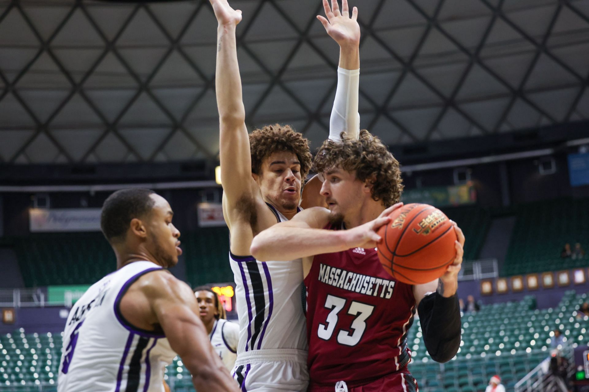 Hawaiian Airlines Diamond Head Classic - Massachusetts v Portland