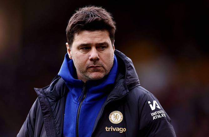 Borussia Dortmund hold talks with Chelsea star but unwilling to meet £30m price tag: Reports