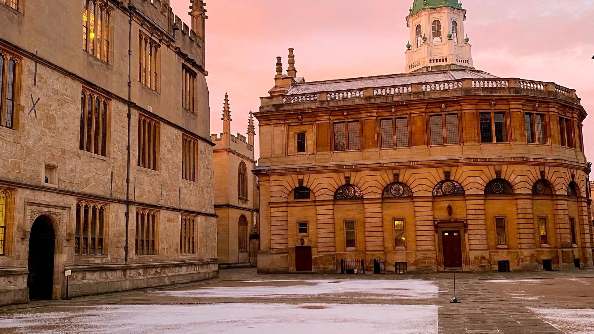 The film captures the dark thrills of Oxford (Image via Pexels)