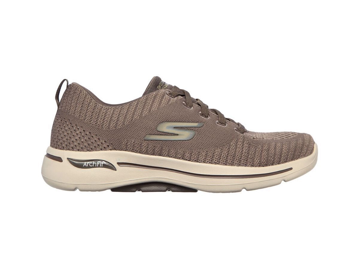 The Arch Fit-Grand Select sneakers (Image via Skechers)