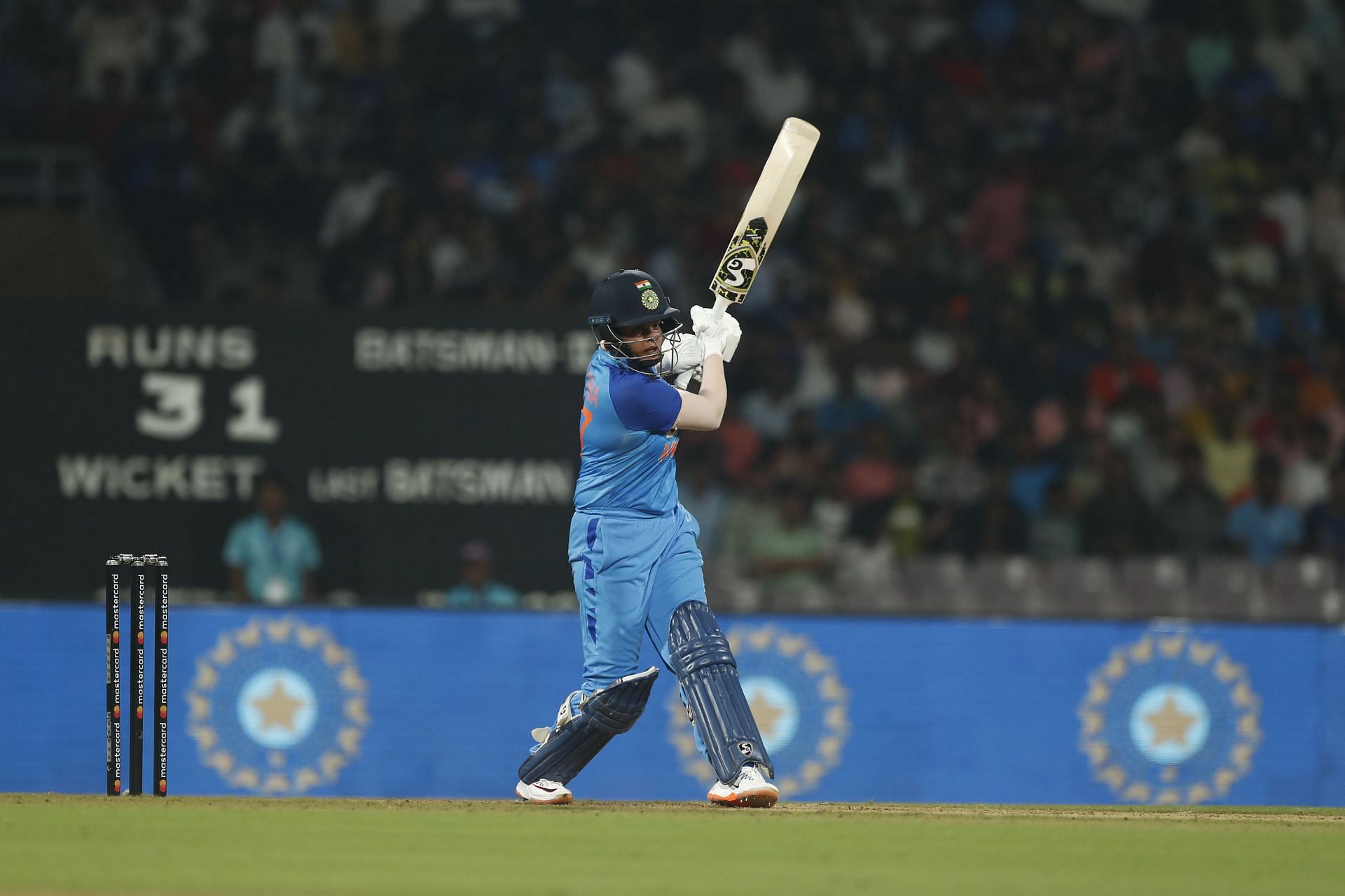 Shafali Verma in action: India v Australia - T20 Series: Game 2