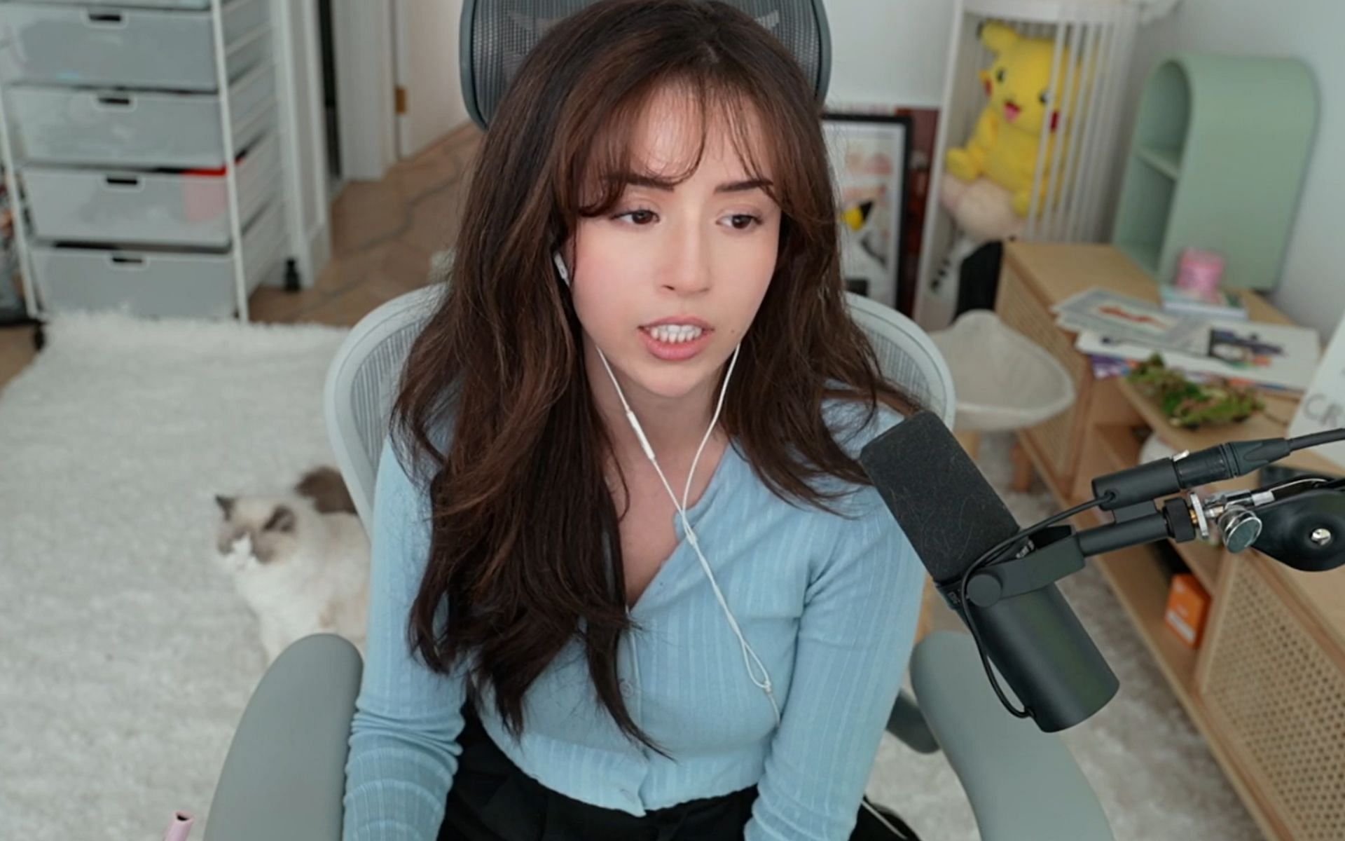 Pokimane lashes out at viewer over gambling on Twitch (Image via Pokimane/Twitch)